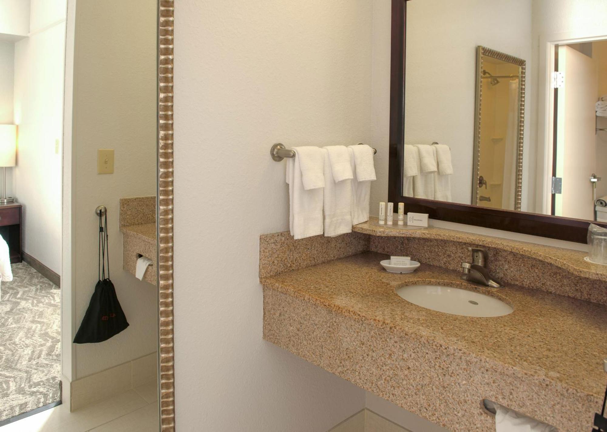 Springhill Suites Houston Pearland Exterior photo